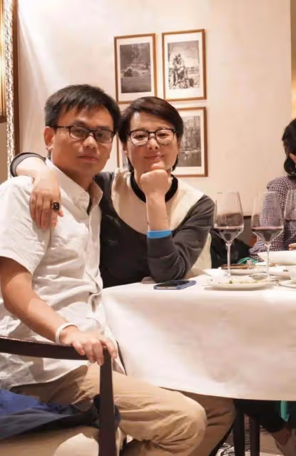 50歲袁立素顏發福似路人,三婚嫁普通人,退圈多年堅持做慈善