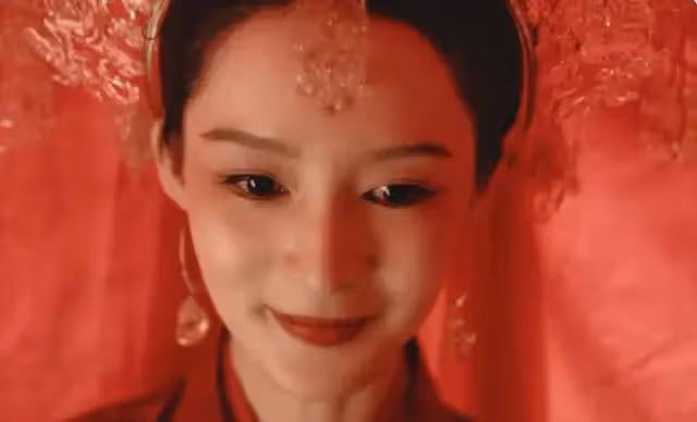 年近半百卻風韻猶存,「不老女神」李小冉,真的是年齡越大越驚艷