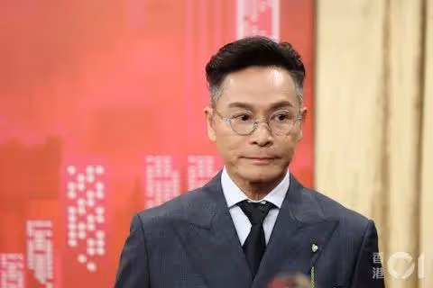 TVB視帝宣布離婚後首次公開露面，強調與前妻分開不涉及第三者