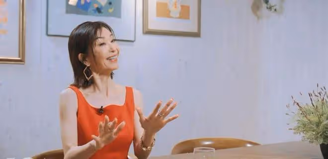 前TVB花旦訂婚請舊愛做攝影師,與第二任老公結婚17年對方竟背妻偷食