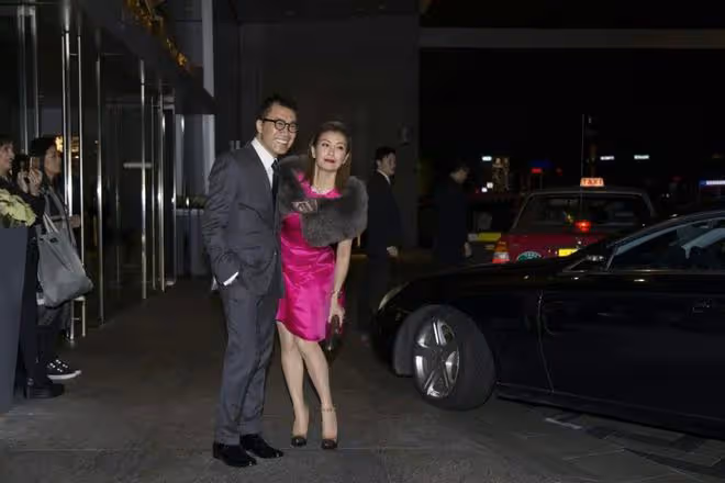 前TVB花旦訂婚請舊愛做攝影師,與第二任老公結婚17年對方竟背妻偷食