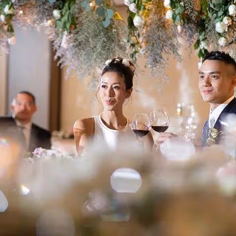 41歲前TVB女星被指靠父親上位,曾嫁兩億闊少離婚收場,再婚收穫幸福