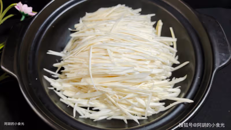 鮮毛豆和它絕配,後悔沒早發現!一燙一拌鮮到飛起,一口瞬間開胃、滿口清爽