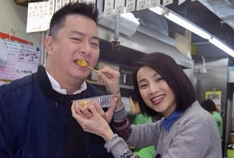香港女星譚小環多家茶餐廳宣布倒閉，虧損超千萬，網友：大快人心