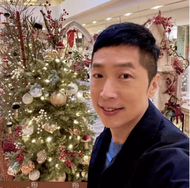 厲害！TVB前當家小生戰勝抑鬱，走出前半生陰霾，如今多個頭銜成人生贏家