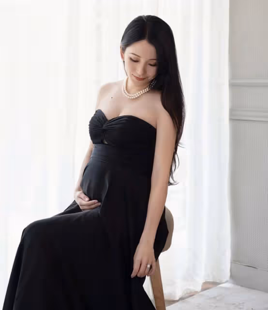 恭喜！41歲香港女星文凱玲宣布懷孕，戳破氣球公開肚中胎兒性別