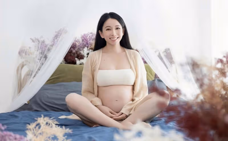 恭喜！41歲香港女星文凱玲宣布懷孕，戳破氣球公開肚中胎兒性別