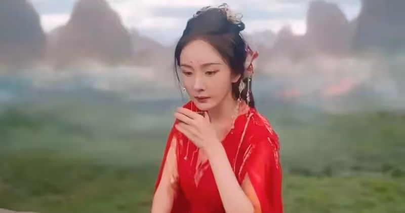 一個鏡封神！劉詩詩出場30秒看呆所有人，艷壓楊冪的「第一美人」