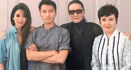 謝賢說出真相！要不是因為這個，王菲早就嫁給謝霆鋒了，王菲回應：無所謂