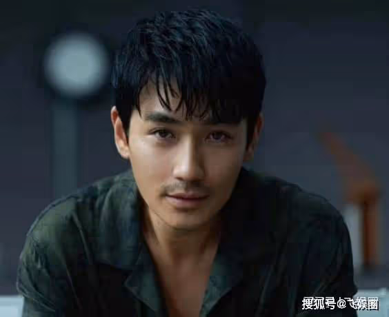 梁朝偉憑藉一部爛片《無名》獲獎,面無表情就是內心豐富,誰管演得好不好?