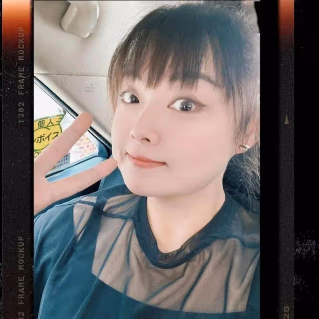 前TVB女星大曬穿粉紅裙露肩照！體重曾達到26斤，如今大變女神