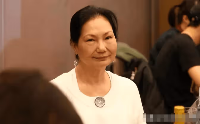 S媽疑和大S鬧翻,已主動向汪小菲示好,網友:識時務者為俊傑!