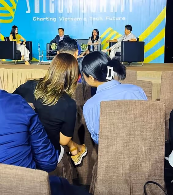 胡杏兒李乘德做跨國生意，夫妻早已成為隱形大富豪，身價超百億