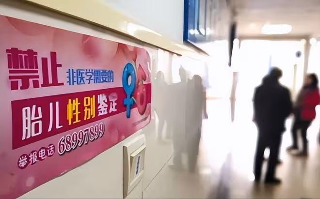 2010年,江蘇婦女見一男孩很像前夫,鑑定後竟是17年前夭折的兒子