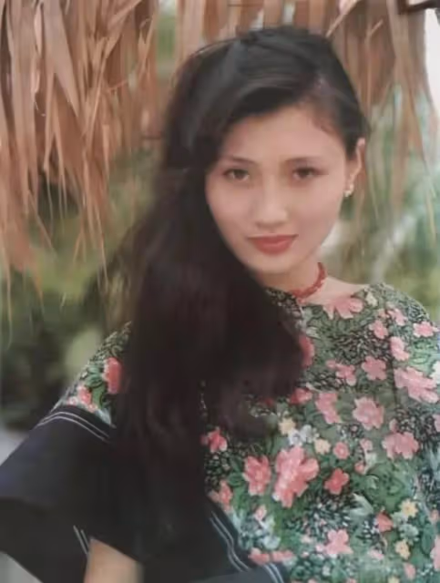 80年代「第一美女」,因太美被人算計,丈夫寫632封情書追到手