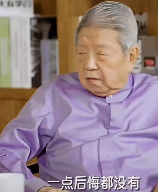 82歲港星無兒無女不後悔,看他的養老生活,才知道明星為何丁克