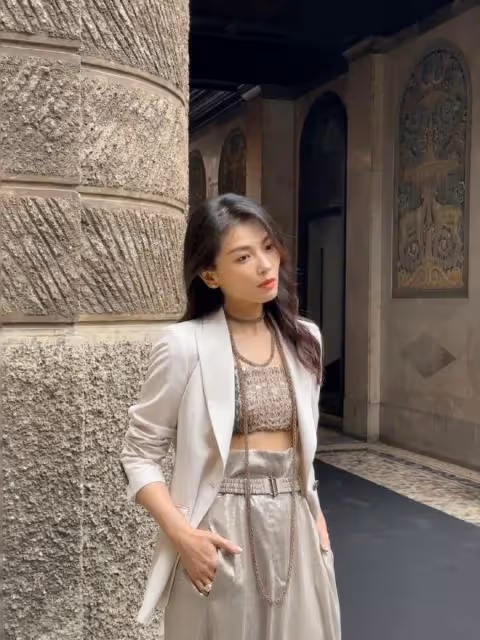劉濤米蘭時裝周首秀,就美的過分!原來是掌握了選擇服裝的訣竅