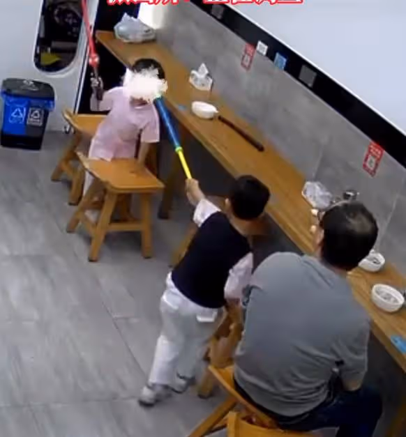男子毆打男童後續:警方通報,賠償一萬三和解,餐館被迫暫停營業