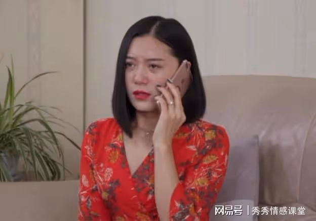 前天我生下兒子,昨天我爸打電話給我,讓我把兩套房給堂弟