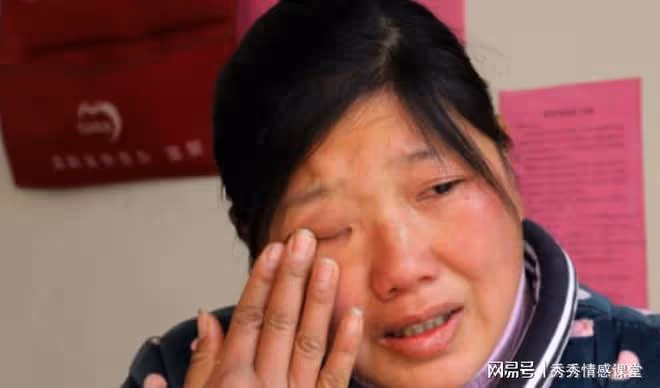 前天我生下兒子,昨天我爸打電話給我,讓我把兩套房給堂弟