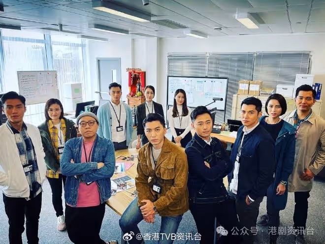 剛公開將再做爸爸！39歲TVB男星今日宣布離巢