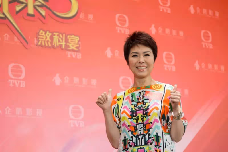TVB老戲骨與同性密友參加《溏心風暴》聚會,面色紅潤打破重病傳言