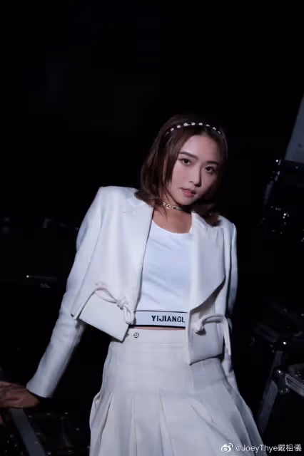 TVB甜美小花戴祖儀被贊孝順，給家用超7位數，下半年將加盟兩部劇
