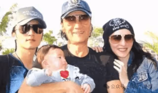 張柏芝欲給孩子改姓,謝賢6字回應引爆網友熱議,謝霆鋒尷尬了!