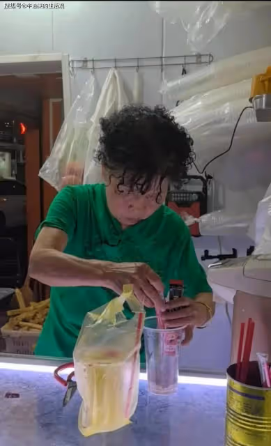 南京手沖咖啡韓阿姨涼了:她至今不明白,為什麼沒人排隊了