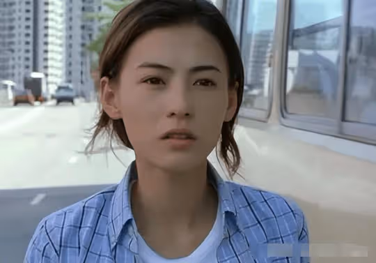 誰也沒想到,聽聞前妻張柏芝生病時,謝霆鋒立馬離開王菲