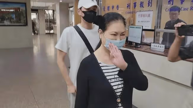 黃春梅回應汪小菲再婚,論智商論手段,大S小S遠不及母親