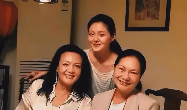 黃春梅回應汪小菲再婚,論智商論手段,大S小S遠不及母親