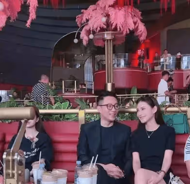 好甜!汪小菲帶新妻子拜財神,婚後形影不離,不懼怕大S第18次提告