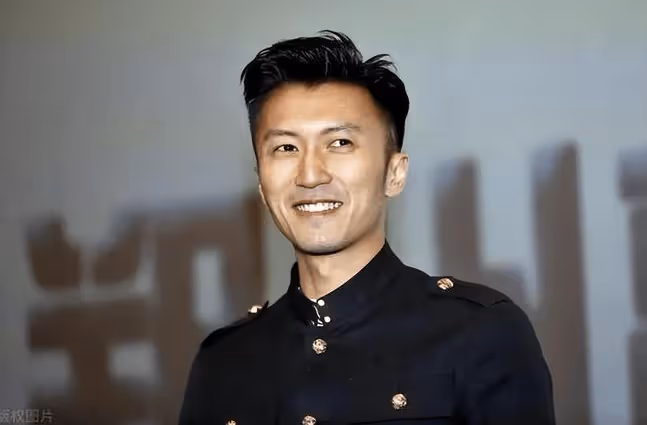 張柏芝和王菲竟然開始正面交鋒,謝霆鋒不好辦了