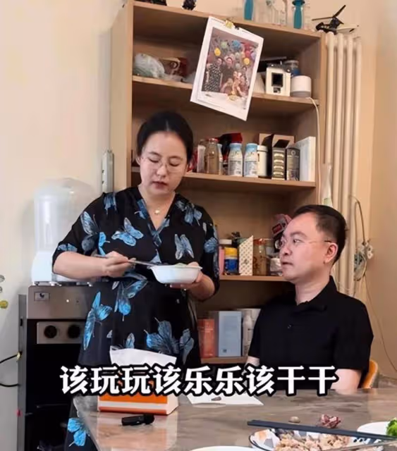 這一次,蔡磊妻子段睿罕見哽咽發聲,打臉了多少人?