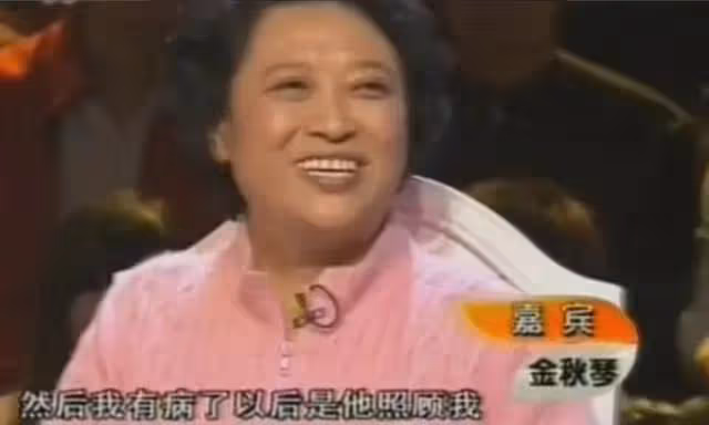 原來他早已離世!照顧患癌妻子43年,自己卻不幸猝死片場