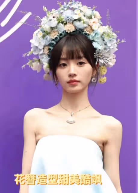 田曦薇紅毯亮相暴瘦如柴,身材變化大引關注,昔日甜美形象已不再