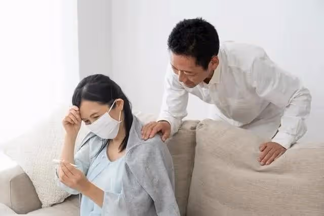 回顧新冠為何在我國解封之後,迅速蔓延全國之後,又迅速消失了呢