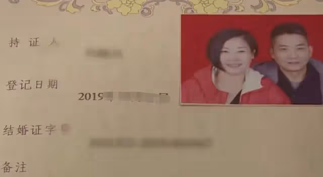 回顧丈夫頻繁出軌前妻,現任妻子惱羞成怒,丈夫:懷念過去的日子