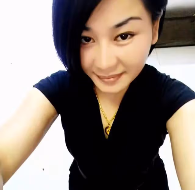 回顧丈夫頻繁出軌前妻,現任妻子惱羞成怒,丈夫:懷念過去的日子