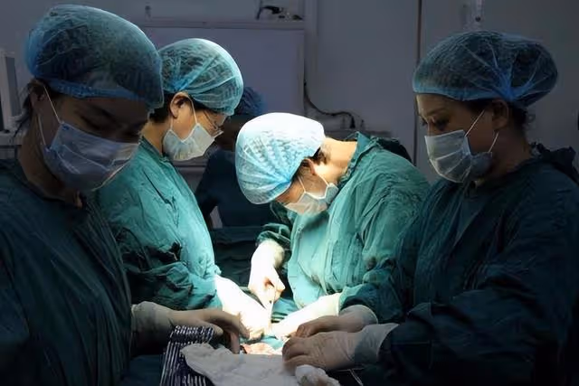 回顧:28歲男子力大無窮,檢查出有4個腎,妻子回應:他身體很好