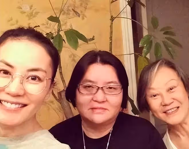 邱瓈寬母親因肺炎離世，享年93歲，王菲 林志玲等人前往悼念