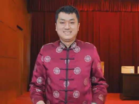 仗著博士學位,當眾和郭德綱叫囂的李宏燁,6年過去,現在如何?