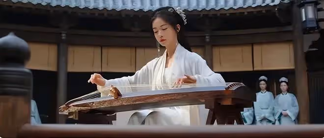 《墨雨雲間》陣容強大,角色鮮明,瘋批帶感,有成爆款潛質