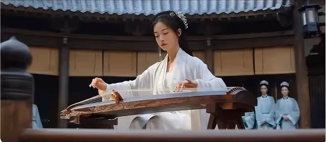 《墨雨雲間》原著:兩位不同女子,兩個不同故事,卻是同一種悲劇