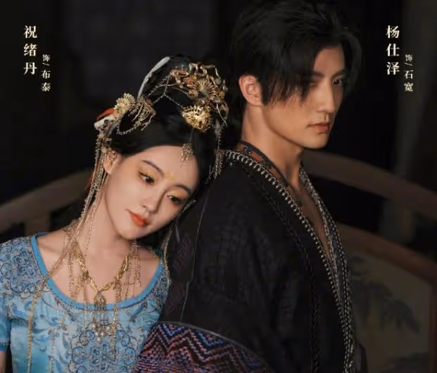 她第一部戲就爆紅,剛火就被冷藏,演技亦正亦邪,年近30境遇太虐
