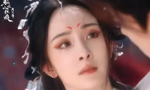 搭檔都是當紅男星的台偶劇「女王」,新劇竟然演楊超越吳謹言母親