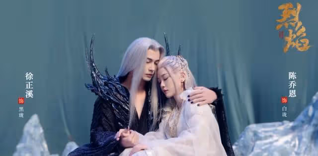 搭檔都是當紅男星的台偶劇「女王」,新劇竟然演楊超越吳謹言母親