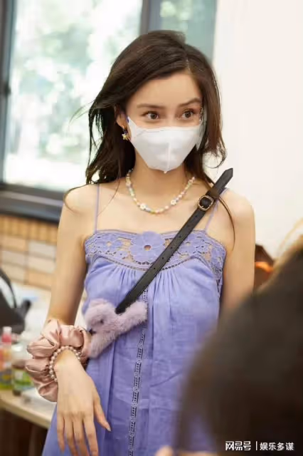 又被偶遇!baby現身兒子學校當義工!現場看楊穎賣這個好神奇