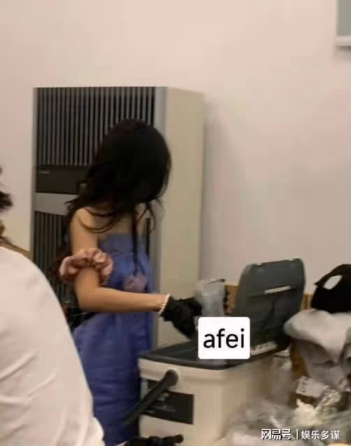 又被偶遇!baby現身兒子學校當義工!現場看楊穎賣這個好神奇